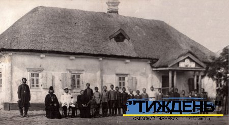 Історія освіти: перша школа Тростянеччини