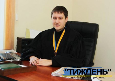 Суддя з Тростянця Віктор Маслов потрапив до Вищого Антикорупційного суду