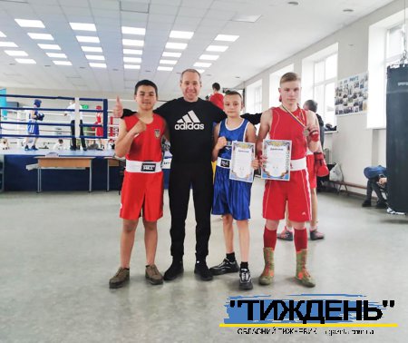 Боромлянські боксери здобули медалі на зональному чемпіонаті України