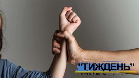 У Тростянці засудили пенсіонера за домашнє насильство