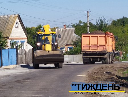 В Тростянецькій ОТГ відновлюють сільські дороги, які давно потребували ремонту