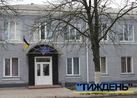 Відвідувачі Тростянецького суду оцінили діяльність місцевої Феміди через анонімне опитування