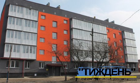 Мешканцям двох відновлених багатоповерхівок допоможуть облаштувати побут