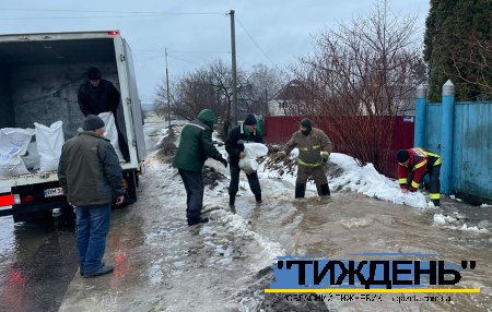 Висока вода: різке потепління принесло у Тростянецьку громаду підтоплення осель