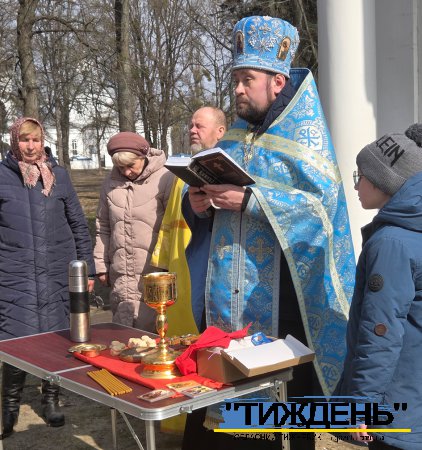 На Благовіщення православні Тростянця молилися за мир для нашої Батьківщини
